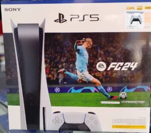 PS5 Console with 2 controller with Fifa 24
